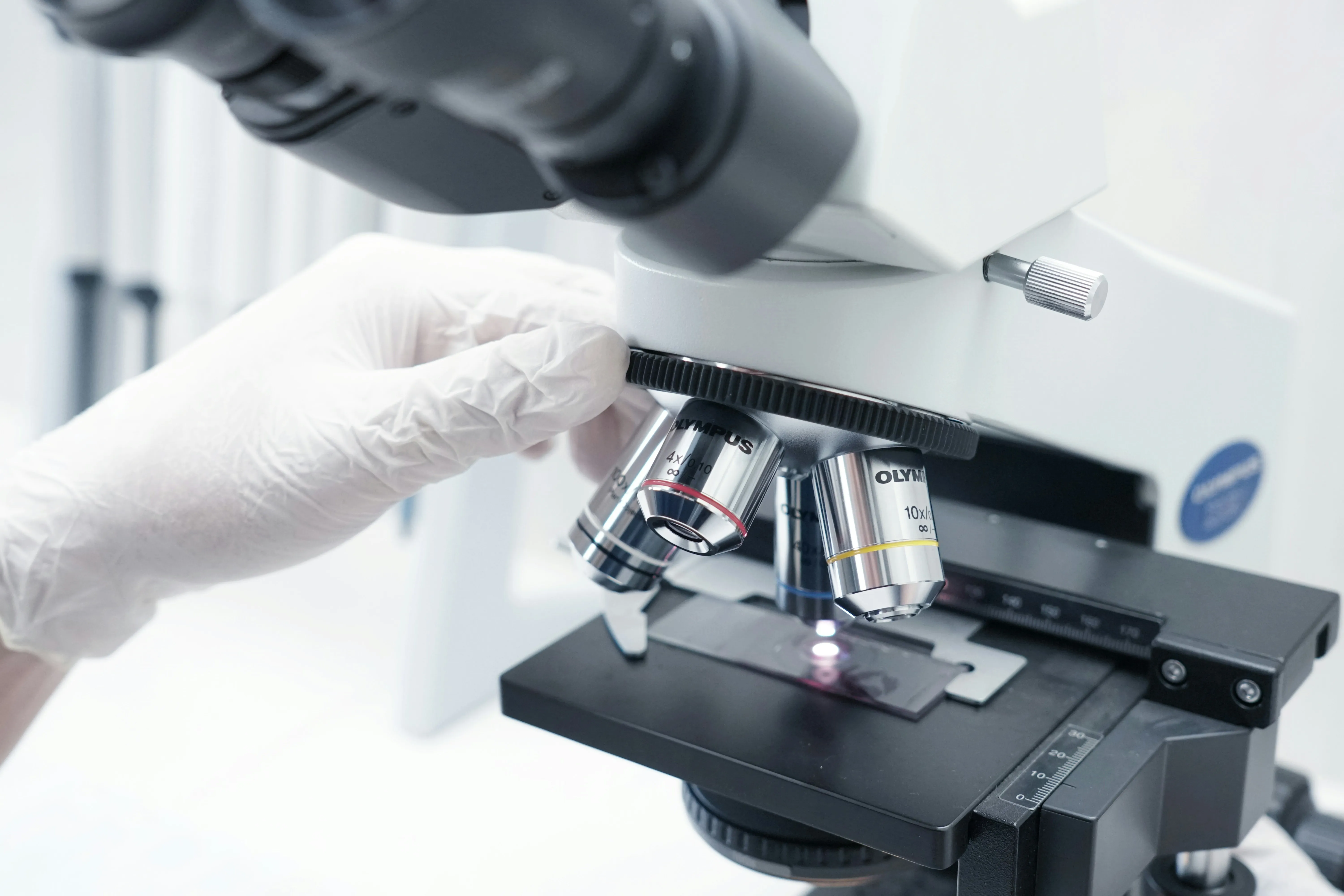 Essential Laboratory Equipment Every School Science Lab Should Have
