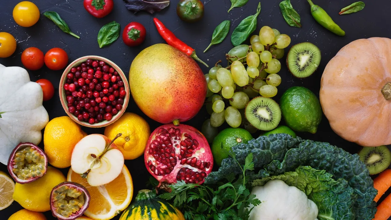 Nutrition Tips to Complement Your Fitness Routine at FitnessZone