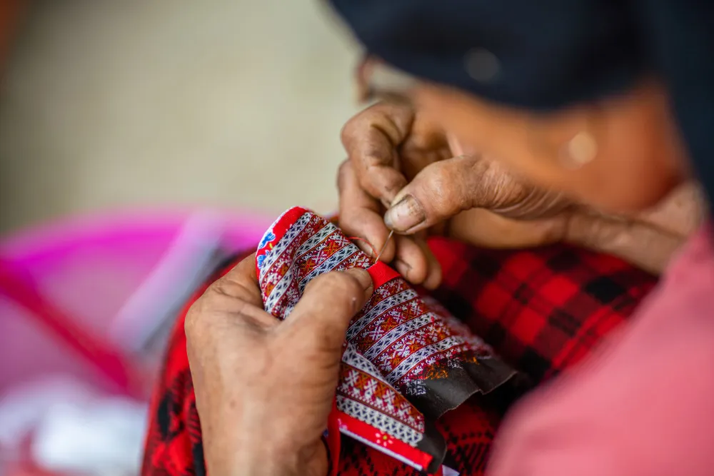 The Timeless Art of Handloom: Why It Still Matters in the Modern World